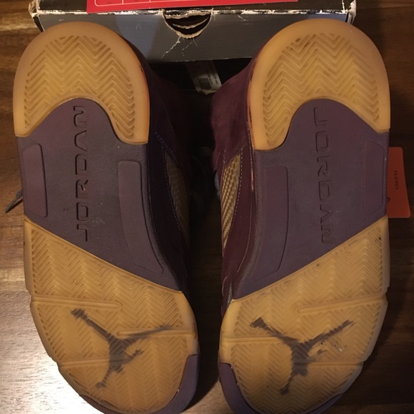 Air Jordan 5 Retro Burgundies - Picture 4 of 8